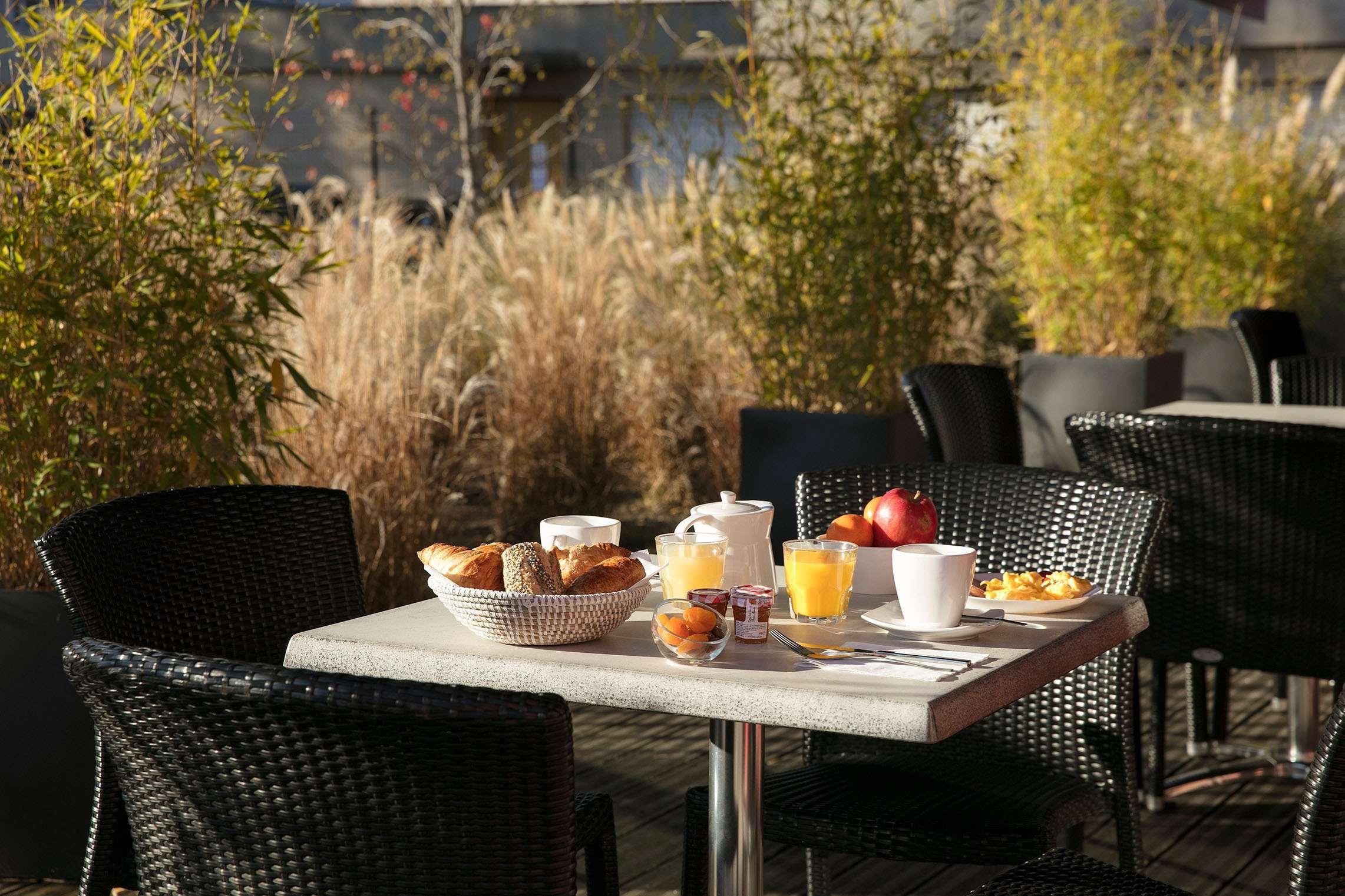 Hotel Clermont Estaing Luaran gambar