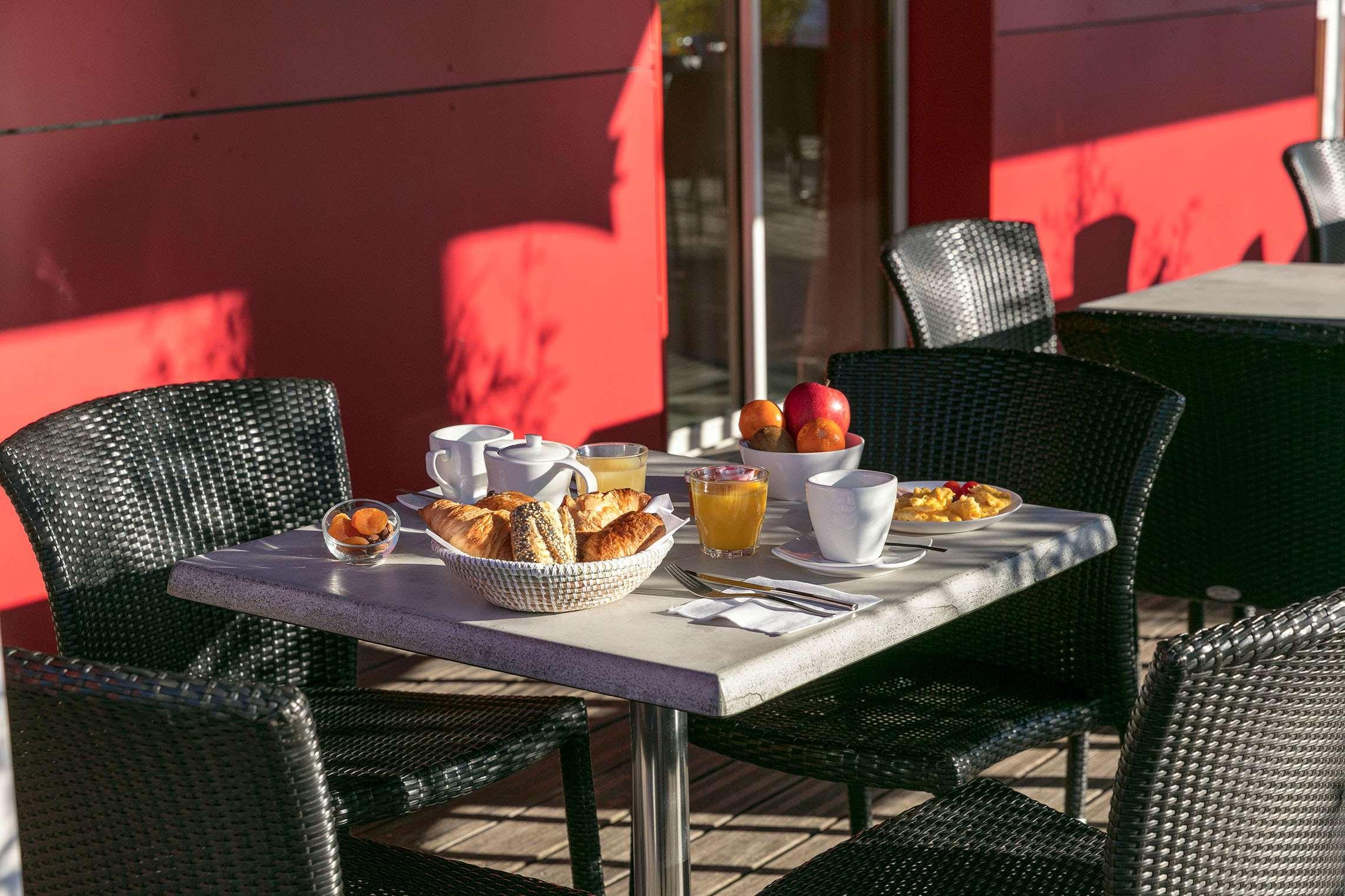 Hotel Clermont Estaing Luaran gambar