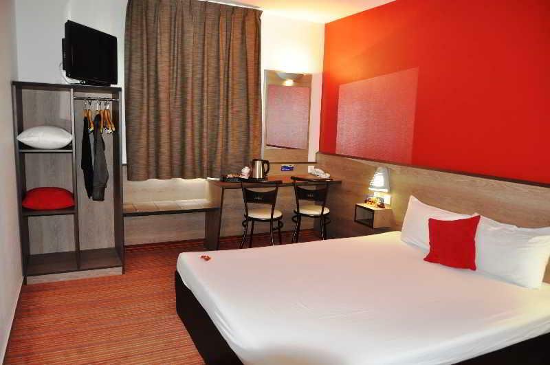 Hotel Clermont Estaing Luaran gambar